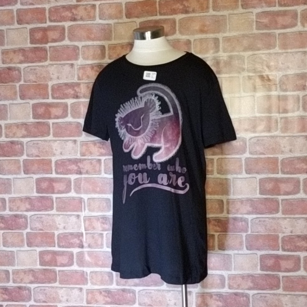 Disney Lion King Tee L